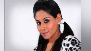 धोखाधड़ी के आरोप में जेल में बंद अभिनेत्री लीना पॉल सीख रही है जैम और जेली बनाना