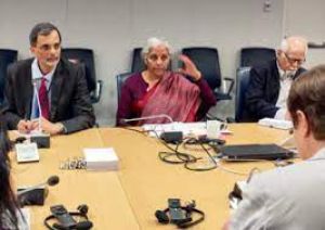 आईएमएफ प्रमुख से मिलीं सीतारमण, भू-राजनीतिक हालात के असर पर चर्चा की