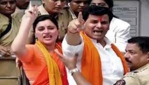 सांसद नवनीत राणा और उनके पति को 14 दिन की न्यायिक हिरासत में भेजा गया