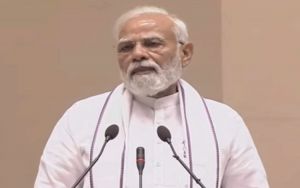 न्&zwj;यायपालिका संविधान की संरक्षक है और विधायिका नागरिकों की आंकाक्षाओं का प्रतिनिधित्&zwj;व करती है- नरेंद्र मोदी