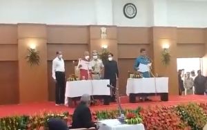  भारतीय जनता पार्टी के  वरिष्ठ नेता डॉ. माणिक साहा ने  त्रिपुरा के 12वें मुख्&zwj;यमंत्री के रूप में शपथ ली