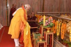  प्रधानमंत्री ने किया महापरिनिर्वाण मंदिर में दर्शन-पूजन