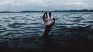 स्नान करने के क्रम में डूबने से तीन युवकों की मौत, एक अन्य लापता स्नान करने के क्रम में डूबने से तीन युवकों की मौत, एक अन्य लापता