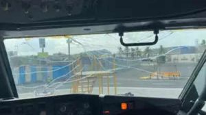 खिड़की में दरार आने पर मुंबई वापस लौटा स्पाइसजेट का विमान