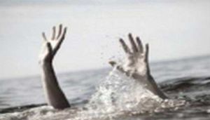 तीन किशोरियों की डूबने से मौत