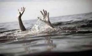 गंगा नहाने गए दो युवक नदी में डूबे गंगा नहाने गए दो युवक नदी में डूबे
