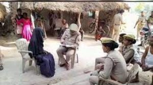 महिला और दो बेटियों के शव मिले महिला और दो बेटियों के शव मिले