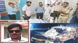 पंचायत चुनाव की ड्यूटी पर जा रहे तहसीलदार की बोलेरो ट्रक में घुसी, मौत पंचायत चुनाव की ड्यूटी पर जा रहे तहसीलदार की बोलेरो ट्रक में घुसी, मौत