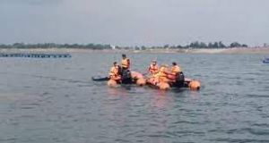 पंचखेरो बांध में डूबे सभी आठ लोगों के शव निकाल लिये गये पंचखेरो बांध में डूबे सभी आठ लोगों के शव निकाल लिये गये