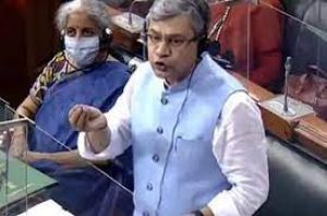 अग्निपथ योजना के विरोध के दौरान 2000 से अधिक ट्रेन रद्द की गईं : रेल मंत्री