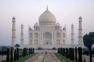 ताज महल की नींव की स्थिरता को कोई खतरा नहीं: सरकार