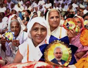 वृन्दावन में रहने वाली विधवाओं ने प्रधानमंत्री को भेजीं 501 राखियां