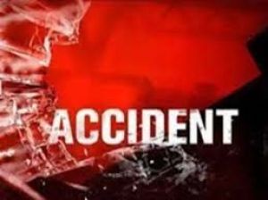 तेज रफ्तार कार जम्मू रेलवे स्टेशन परिसर में दाखिल हुई: एक बच्ची की मौत, छह अन्य घायल, घायलों में  छत्तीसगढ़ का एक व्यक्ति भी शामिल 