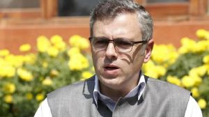 नेशनल कॉफ्रेंस जम्मू-कश्मीर विधानसभा चुनाव अकेले लडेंगी नेशनल कॉफ्रेंस जम्मू-कश्मीर विधानसभा चुनाव अकेले लडेंगी