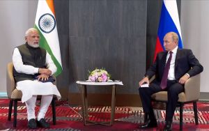 प्रधानमंत्री नरेंद्र मोदी ने रूस के राष्ट्रपति के साथ द्विपक्षीय बैठक की, दोनों ने विभिन्न क्षेत्रों में सहयोग बढ़ाने के तरीकों पर विचार किया