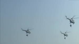 वायुसेना ने दिखाए हवाई करतब, पर्यटक मंत्रमुग्ध वायुसेना ने दिखाए हवाई करतब, पर्यटक मंत्रमुग्ध