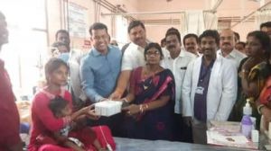 सरकार ने गौचर बीमारी से ग्रस्त ढाई साल की लड़की के लिए एक करोड़ रुपये मंजूर किए सरकार ने गौचर बीमारी से ग्रस्त ढाई साल की लड़की के लिए एक करोड़ रुपये मंजूर किए