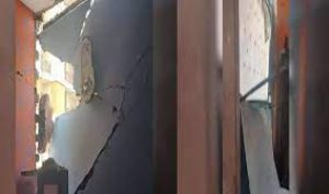 दोस्त के घर टीवी देख रहा था, तभी फटी टीवी...युवक की मौत, 2 जख्मी