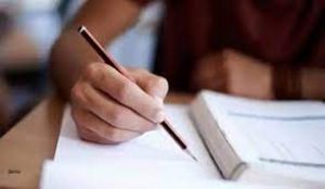 बोर्ड परीक्षाओं के मद्देनजर जेईई-मेन की जनवरी में होने वाली प्रवेश परीक्षा स्थगित करने की मांग