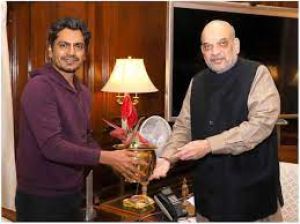 अभिनेता नवाजुद्दीन सिद्दीकी ने गृहमंत्री अमित शाह से मुलाकात की