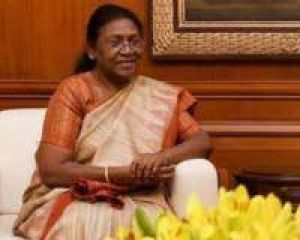 राष्ट्रपति मुर्मू ने राजस्थान में 1,000 मेगावॉट क्षमता की सौर परियोजना की आधारशिला रखी