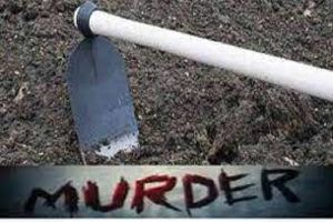 अंधविश्वास के चलते मां ने बेटे की फावड़े से हत्या की...!