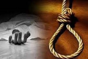 पत्नी के मायके जाने से दुखी युवक ने फंदे से लटककर खुदकुशी की