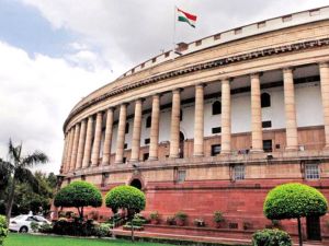  संसद का बजट सत्र 31 जनवरी से  , एक फरवरी को बजट पेश करेंगी वित्तमंत्री