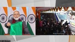 प्रधानमंत्री ने सिकंदराबाद-विशाखापत्तनम वंदे भारत एक्सप्रेस ट्रेन को हरी झंडी दिखाई