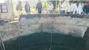  महिला अपने दो बच्चों के साथ कुएं में कूदी, तीनों की मौत