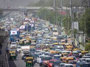 &nbsp;दिल्ली में भारी यातायात जाम, कार्यालय और अन्य स्थानों पर जाने वालों को हुई मुश्किल