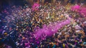 बसंत पंचमी पर बांके बिहारी में उड़ेगा अबीर-गुलाल, गणतंत्र दिवस से प्रारंभ होगा ब्रज में