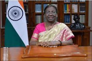 आयुष्मान भारत व जनऔषधि परियोजना से गरीबों को एक लाख करोड़ रुपए की मदद हुई : राष्ट्रपति