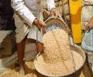 महामारी के समय कोई भूखा नहीं रहा, 80 करोड़ गरीबों को मुफ्त अनाज दिया: सीतारमण