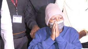 लालू प्रसाद यादव सिंगापुर में सर्जरी के बाद स्वदेश लौटे लालू प्रसाद यादव सिंगापुर में सर्जरी के बाद स्वदेश लौटे