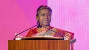 भारत का विकास इंजन बनने के लिए उत्तर प्रदेश सक्षम भी है और तैयार भी : द्रौपदी मुर्मू भारत का विकास इंजन बनने के लिए उत्तर प्रदेश सक्षम भी है और तैयार भी : द्रौपदी मुर्मू