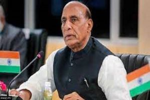 भारत रक्षा पूंजीगत व्यय का 75 प्रतिशत घरेलू कंपनियों से खरीद के लिए खर्च करेगा : सिंह भारत रक्षा पूंजीगत व्यय का 75 प्रतिशत घरेलू कंपनियों से खरीद के लिए खर्च करेगा : सिंह