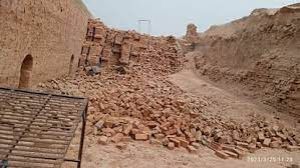 ईंट भट्ठे की दीवार गिरने से दबकर दो मजदूरों की मौत