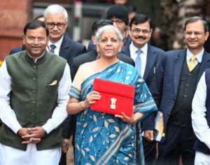 सीतारमण ने 56 मिनट रखी अपनी बात, अब तक का सबसे छोटा बजट भाषण सीतारमण ने 56 मिनट रखी अपनी बात, अब तक का सबसे छोटा बजट भाषण