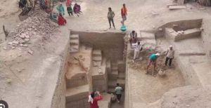 भारतीय पुरातत्व सर्वेक्षण गोवर्धन  पर्वत की खुदाई के मिशन पर 