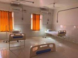 लू से पीड़ित मरीज़ों के लिए 26 सरकारी अस्पतालों में बिस्तर होंगे आरक्षित: स्वास्थ्य मंत्री