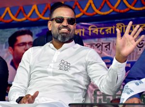  हरफनमौला खेल से मैदान फतह करने वाले यूसुफ पठान राजनीति में लंबी पारी के लिए तैयार