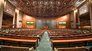   लोकसभा का पहला सत्र इस महीने की 24 तारीख से शुरू होगा