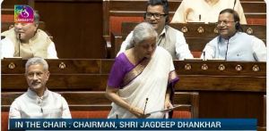  वित्‍त मंत्री निर्मला सीतारामन ने संसद में एन.डी.ए. सरकार के तीसरे कार्यकाल का पहला बजट पेश किया