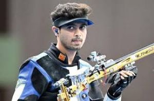 उसका फोकस नहीं हटे इसलिये फोन भी नहीं किया : स्वप्निल के माता पिता उसका फोकस नहीं हटे इसलिये फोन भी नहीं किया : स्वप्निल के माता पिता