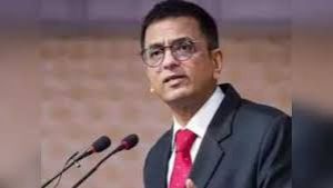    सीजेआई ने डॉक्टरों में सहानुभूति की जरूरत पर बल दिया, &lsquo;मुन्ना भाई एमबीबीएस' का दृश्य याद दिलाया