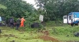  घाट पर दूध का टैंकर खाई में गिरा, पांच लोगों की जान गई