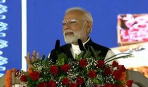 मोदी ने विकसित भारत के लिए बिना राजनीतिक पृष्ठभूमि वाले युवाओं से राजनीति में आने का आह्वान किया