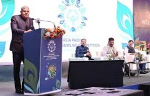 तेजी से बढ़ती डिजिटल दुनिया में युवाओं का वास्तविक खेल मैदानों से दूर होना चिंताजनक: उपराष्ट्रपति