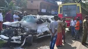 पांच मेडिकल छात्रों की हादसे में मौत से सदमे में परिजन और दोस्त पांच मेडिकल छात्रों की हादसे में मौत से सदमे में परिजन और दोस्त